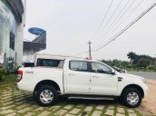 Bán ô tô Ford Ranger XLT 4x4 MT đời 2018, màu trắng, hỗ trợ trả góp 90% và giảm giá cực tốt