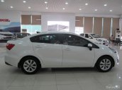 Cần bán Kia Rio 1.4AT năm 2016, màu trắng, xe nhập