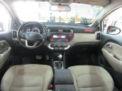 Cần bán Kia Rio 1.4AT năm 2016, màu trắng, xe nhập