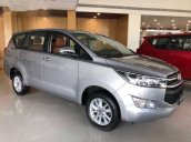 Bán ô tô Toyota Innova sản xuất năm 2018, màu bạc, 743 triệu