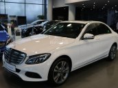 Cần bán Mercedes C250 Exclusive năm 2018, màu trắng, giao ngay, giá tốt - Mercedes Haxaco Võ Văn Kiệt