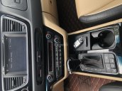 Cần bán xe Kia Sedona 3.3 GATH 2016, màu đen, xe nhập full options