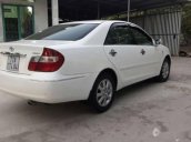 Cần bán gấp Toyota Camry MT sản xuất năm 2003, màu trắng