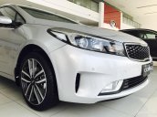 Bán ô tô Kia Cerato đời 2018, màu bạc, giá rẻ nhất Bắc Ninh, 150tr lấy xe ngay