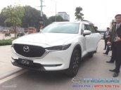 Cần bán Mazda CX 5 2.0 2018, màu trắng giao, ngay chỉ cần 250tr, hỗ trợ trả góp 80%