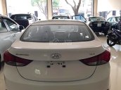 Cần bán Hyundai Elantra 2015, màu trắng, xe nhập, 470tr