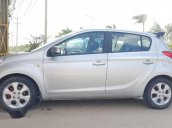 Bán ô tô Hyundai i20 năm sản xuất 2009, màu bạc, 320tr