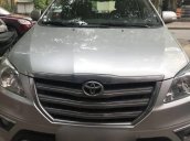 Bán xe Toyota Innova V 2016, màu bạc  