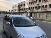 Chính chủ bán xe Toyota Innova đời 2010, màu bạc