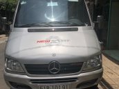 Cần bán gấp Mercedes đời 2009, màu bạc, giá tốt