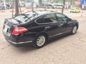 Cần bán Nissan Teana 2.0 đời 2010, màu đen, giá tốt