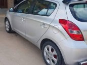 Bán ô tô Hyundai i20 năm sản xuất 2009, màu bạc, 320tr