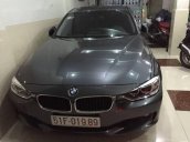 Cần bán lại xe BMW 3 Series 320i năm 2014, màu bạc