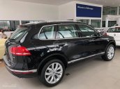 Bán xe Volkswagen Touareg 3.6 FSI đời 2017, màu đen, xe nhập