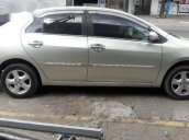 Cần bán gấp Toyota Vios MT 2009, màu bạc, giá tốt