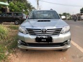 Cần bán lại xe Toyota Fortuner MT đời 2016