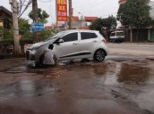 Bán Hyundai Grand i10 sản xuất 2017, màu bạc