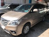 Bán Toyota Innova E 2014, màu vàng cát, biển TP, giá thương lượng, hổ trợ góp