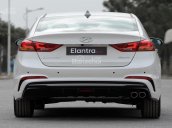 Bán Hyundai Elantra Sport 2018, xe sẵn giao ngay