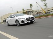 Bán Hyundai Elantra Sport 2018, xe sẵn giao ngay