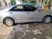 Bán xe Toyota Camry sản xuất năm 2008, màu bạc, giá tốt