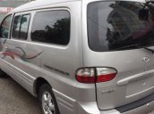 Bán Hyundai Starex đời 2005, màu vàng số tự động