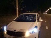 Cần bán xe Kia Cerato 2018, màu trắng
