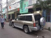 Cần bán gấp Mitsubishi Pajero sản xuất năm 2007, màu ghi vàng