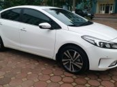 Cần bán Kia Cerato 2.0 AT đời 2018, màu trắng chính chủ