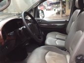 Bán Hyundai Starex đời 2005, màu vàng số tự động