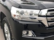 Cần bán xe Toyota Land Cruiser V8 VX 4.6L năm sản xuất 2016, màu đen, xe nhập