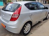 Bán xe Hyundai i30 1.6AT sản xuất năm 2009, màu bạc, xe nhập, giá tốt