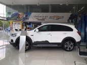 Bán Chevrolet Captiva đời 2017, màu trắng, giá tốt