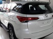 Bán Toyota Fortuner năm 2018, màu trắng, xe nhập