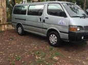 Cần bán gấp Toyota Hiace sản xuất năm 2002, màu xanh