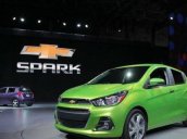 Bán xe Chevrolet Spark đời 2017, màu xanh, giá tốt