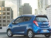 Bán xe Chevrolet Spark đời 2017, màu xanh, giá tốt