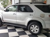 Bán ô tô Toyota Fortuner 2.7V 4x4 đời 2009, màu bạc, giá tốt