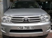 Bán ô tô Toyota Fortuner 2.7V 4x4 đời 2009, màu bạc, giá tốt