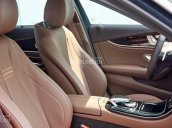 Bán xe Mercedes E250 màu đen giá tốt, giao xe ngay