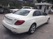 Bán xe Mercedes E250 màu trắng, giá tốt, giao xe ngay