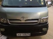 Cần bán gấp Toyota Hiace 2.5 2005, màu bạc, 208tr