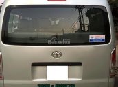 Cần bán gấp Toyota Hiace 2.5 2005, màu bạc, 208tr