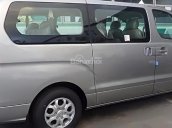 Bán xe Hyundai Starex sản xuất 2017, màu bạc, xe nhập, giá cạnh tranh