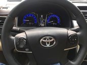 Bán Toyota Camry 2.0 đời 2016, màu đen giá cạnh tranh