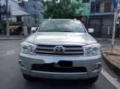 Bán xe Toyota Fortuner V năm 2011, màu bạc