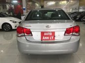 Salon bán Daewoo Lacetti sản xuất 2010, màu bạc, nhập khẩu