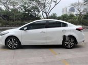 Cần bán xe Kia Cerato 1.6 AT đời 2018, màu trắng, 589tr