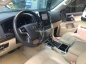 Bán Toyota Land Cruiser VX 4.6V8 sản xuất 2016 đăng ký cá nhân, màu đen nội thất kem xe rất đẹp