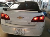 Bán Chevrolet Cruze LTZ 1.8AT màu trắng, số tự động sản xuất 2016, biển Sài Gòn